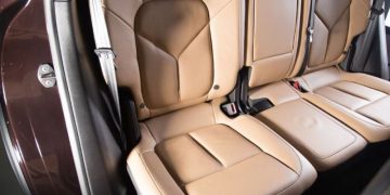 Директора калужского драмтеатра возмутил запрет губернатора Шапшы на покупку внедорожника