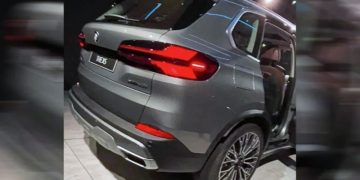 Обновленный BMW X5: уже без камуфляжа
