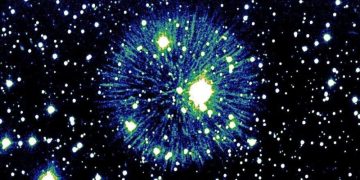 Последствия столкновения звезд в 1181 году были запечатлены на снимках