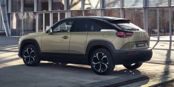 Роторный двигатель возрожден: представлена Mazda MX-30 R-EV