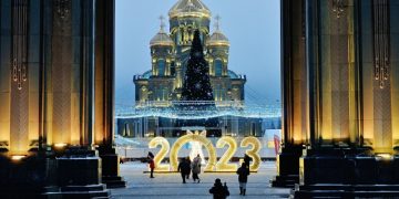 У Главного храма Вооруженных сил России начались Крещенские купания