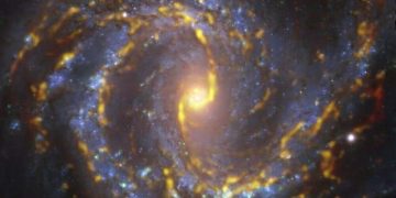 Астрономы изучают особенности звездообразования в галактике NGC 4303