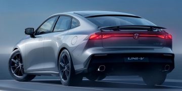 Лифтбек Changan Uni-V в России официально: объявлена цена