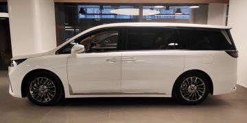 Минивэн Voyah Dream в России: старт официальных продаж и цены