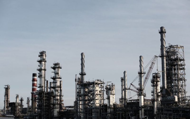 Нефтедобыча в России сократится на 500 тыс. баррелей в сутки