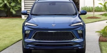 Обновлен компактный кроссовер Buick Encore GX