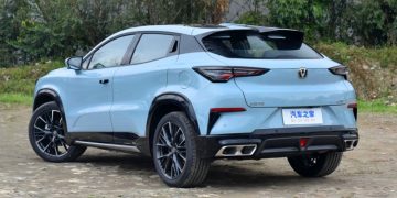 Обновлен компактный кроссовер Changan Uni-T