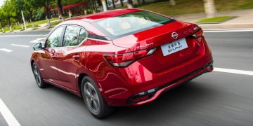 Представлен обновленный седан Nissan Sylphy