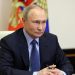 Путин поздравил буддистов с праздником Белого месяца