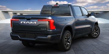 Серийный электрический пикап Ram 1500 REV: первый взгляд