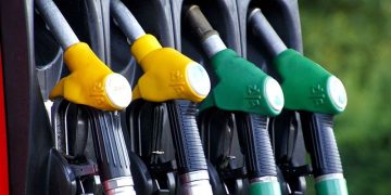 Венгрия назвала вероятные последствия для ЕС от санкций против нефтепродуктов из России