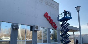 Bosch продает свой российский завод по выпуску свечей зажигания