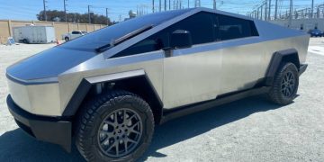 Футуристическому пикапу Tesla предрекают низкий спрос