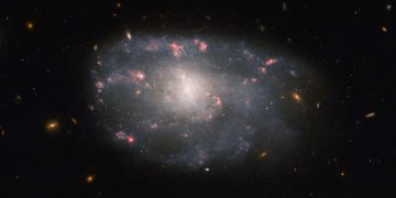 «Хаббл» сфотографировал галактику NGC 5486
