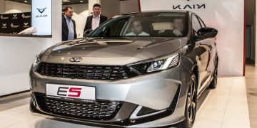 Kaiyi E5: пока до 2 миллионов. Будет дешевле, если рубль не перестанет падать