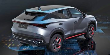 Кроссовер Omoda C5 в России: теперь с полным приводом