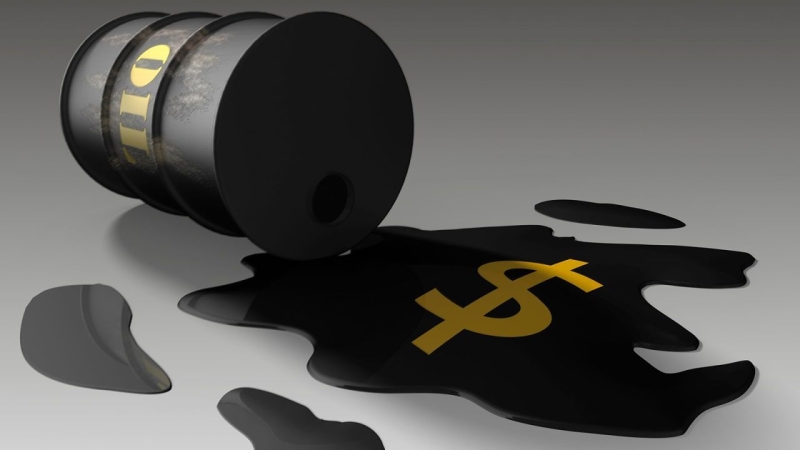Потолок цен на российскую нефть в 60 долларов показался Польше и Литве слишком высоким