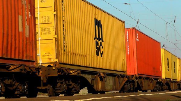 «Железные дороги Литвы» хотят полностью отказаться от грузов из России и Белоруссии