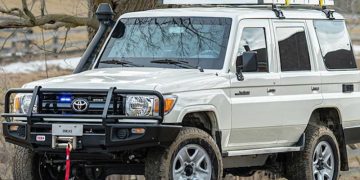 Бронированный Land Cruiser 70 получил экспедиционную версию