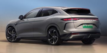 BYD в Шанхае: серийная Denza N7 и две перспективные модели