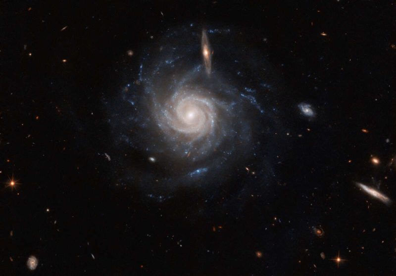 «Хаббл» наблюдает галактику UGC 678