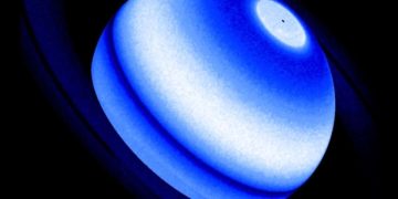 Кольца Сатурна нагревают его атмосферу