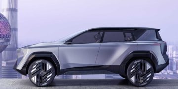 Nissan удивил публику Шанхайского автосалона причудливым кроссовером