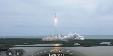 SpaceX запускает обновленные спутники Starlink после проблем с первой партией