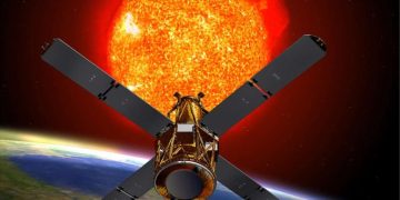 Старый спутник НАСА упал на Землю