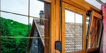 Уникальные материалы и преимущества профессиональной тонировки окон для дома, офиса и квартиры