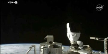 Астронавты из Саудовской Аравии прибыли на МКС