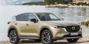 Дайджест дня: седан Lotus, новая комплектация Kaiyi E5 и другие события индустрии