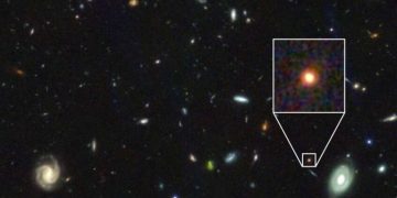 Древнюю галактику исследовали с помощью «Джеймса Уэбба»