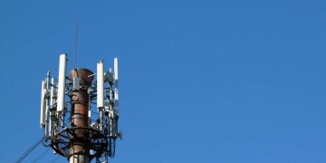 Инопланетяне могли бы составить карту Земли по нашим вышкам мобильной связи