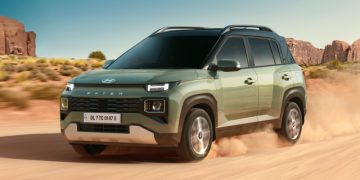 Показан маленький паркетник Hyundai Exter