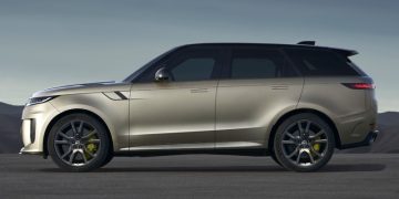 Представлен Range Rover Sport SV: новая топ-версия