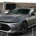 Toyota показала предсерийный образец седана Crown нового поколения