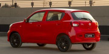Toyota Vitz возвращается — и опять с правым рулем