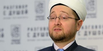 Муфтий Москвы призвал верующих не поддаваться страху