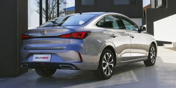 На российский рынок выходит седан Changan Eado Plus