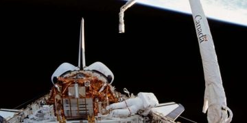 Роботы на орбите становятся популярнее, но остается множество технических проблем