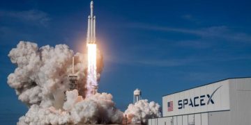 Тендерное предложение SpaceX оценивает компанию примерно в 150 миллиардов долларов