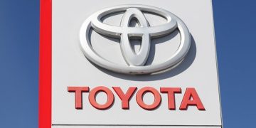 Toyota вложит в электромобили еще $2,1 млрд