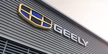 Власти Украины увидели в лице Geely врага
