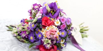 Как выбрать и доставить идеальный букет для девушки?