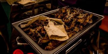 Выездное питание от Едет Кейтеринг: почему такие услуги актуальны