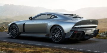 Aston Martin Valour предложил V12 с «механикой»