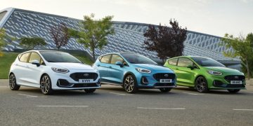 Дайджест дня: продленный Macan, Dacia на Дакаре и другие события индустрии