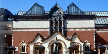 Икону «Троица» застрахуют в пользу Третьяковской галереи, заявили в РПЦ