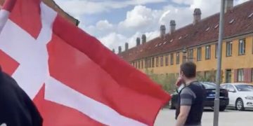 У посольства Ирака в Копенгагене прошла акция с сожжением Корана